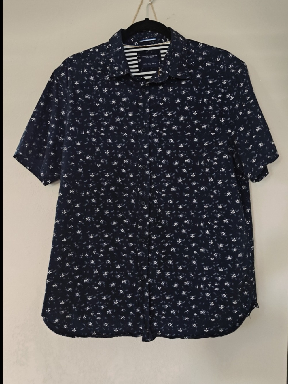 Denim & Flower Navy Short-Sleeve Floral Button-Down Shirt Large